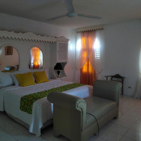 Diamond Villa Guest House مونتيغو باي المظهر الخارجي الصورة