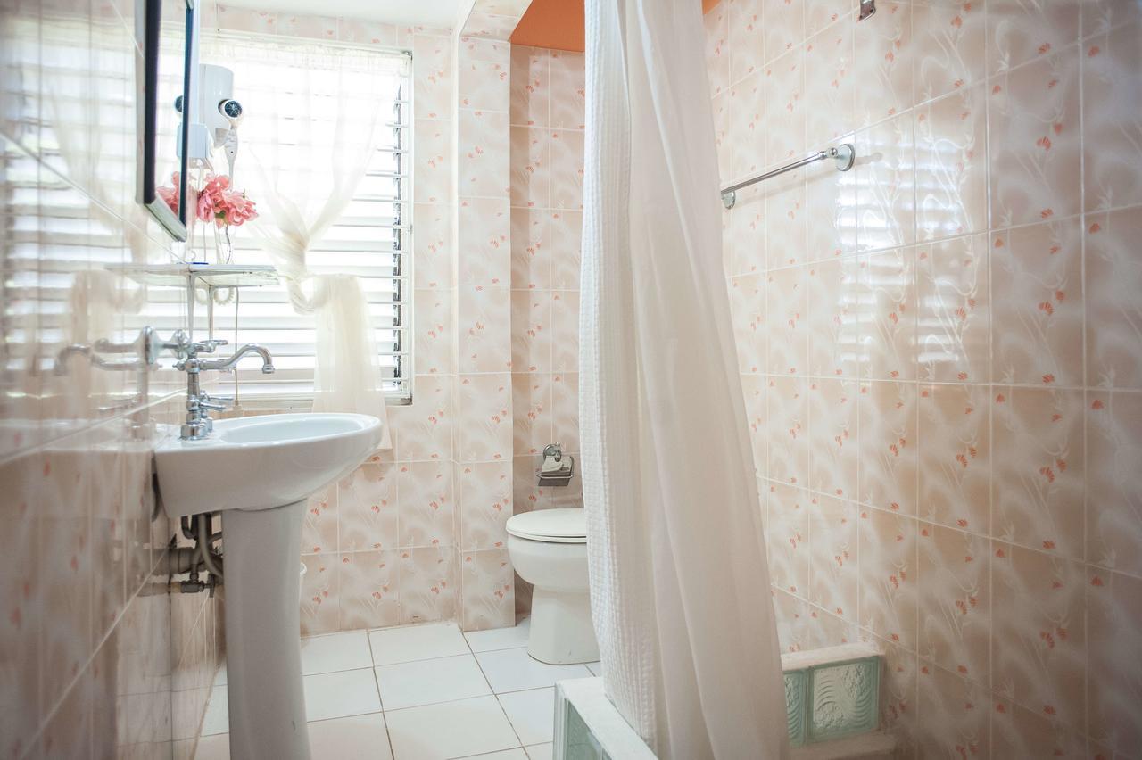 Diamond Villa Guest House مونتيغو باي المظهر الخارجي الصورة