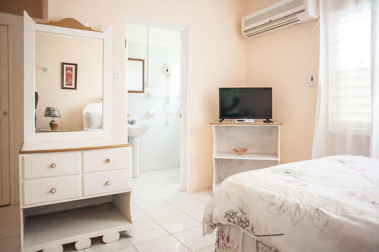 Diamond Villa Guest House مونتيغو باي المظهر الخارجي الصورة